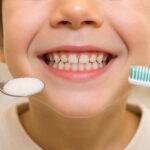 ¿Cuáles son los efectos del azúcar en los dientes de leche?